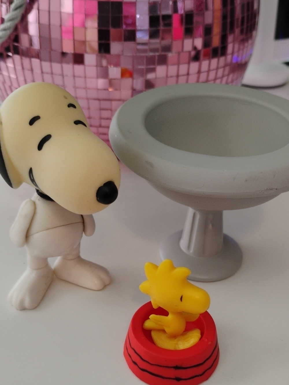 Yellow Woodstock Bath Toy with Red Base - Kids Bath Accessory